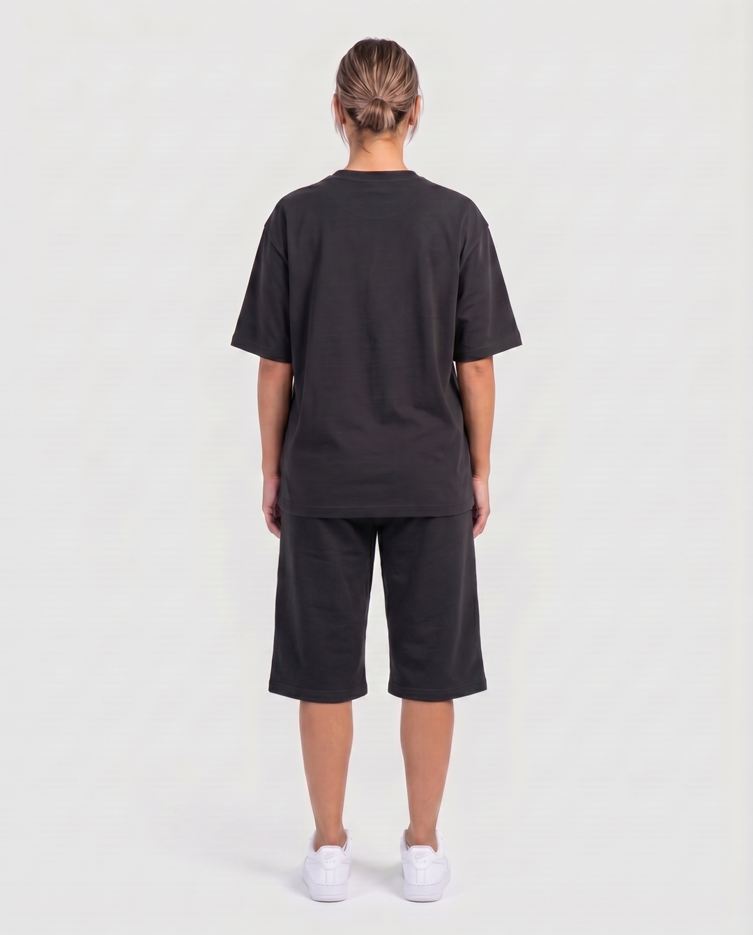 SUMMER BASICS BLACK SHORTS