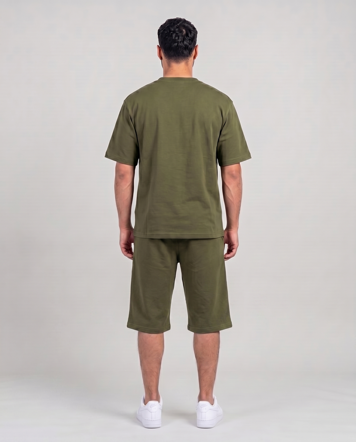 SUMMER BASICS OLIVE GREEN SHORTS