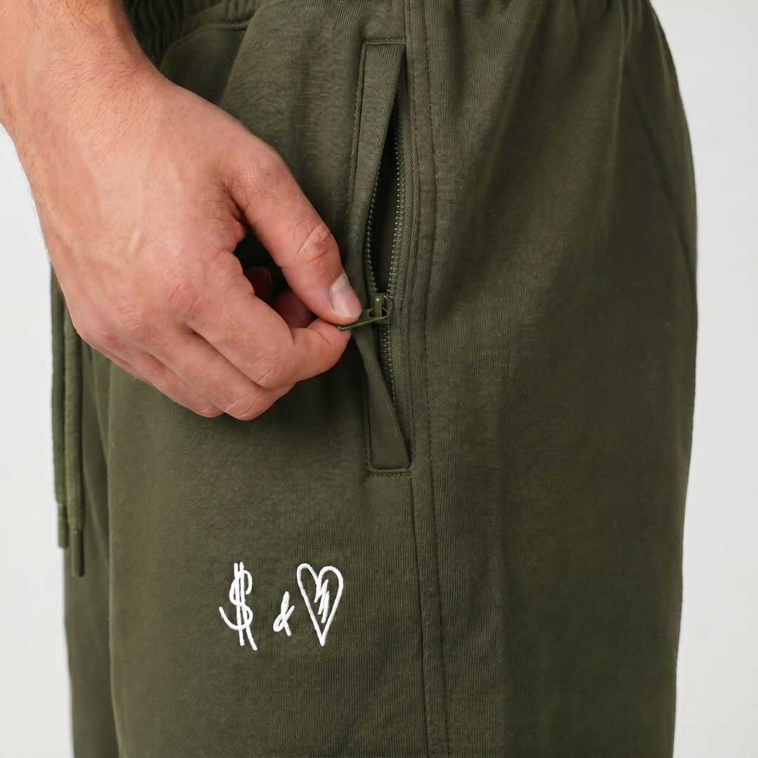 SUMMER BASICS OLIVE GREEN SHORTS