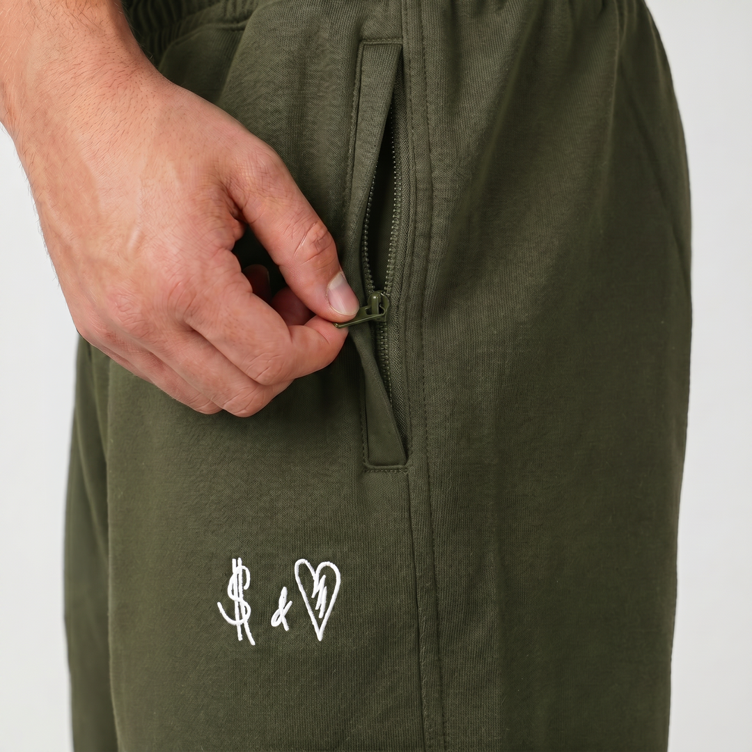 SUMMER BASICS OLIVE GREEN SHORTS
