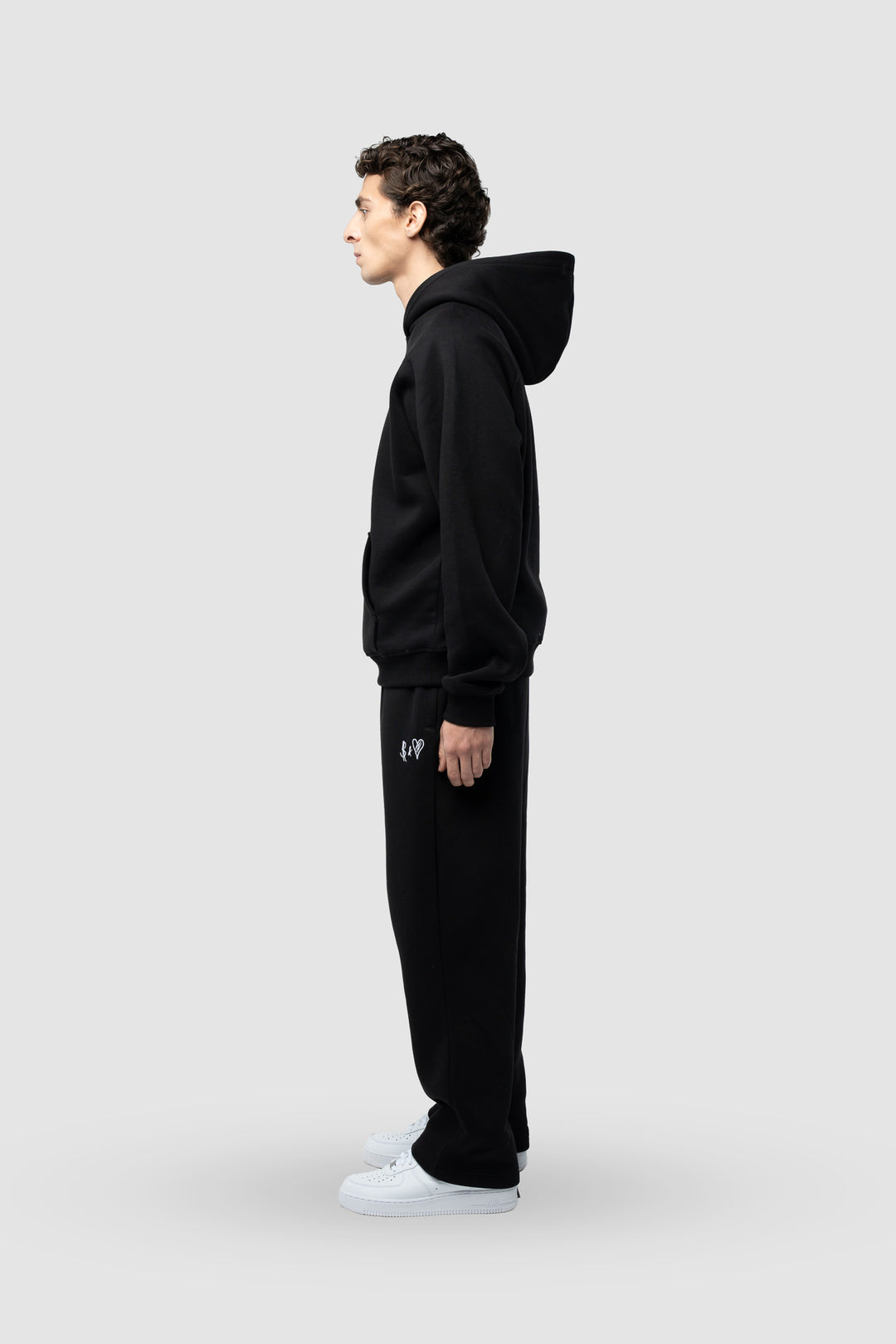 BASIC BLACK TRACKSUIT WITH HOODIE