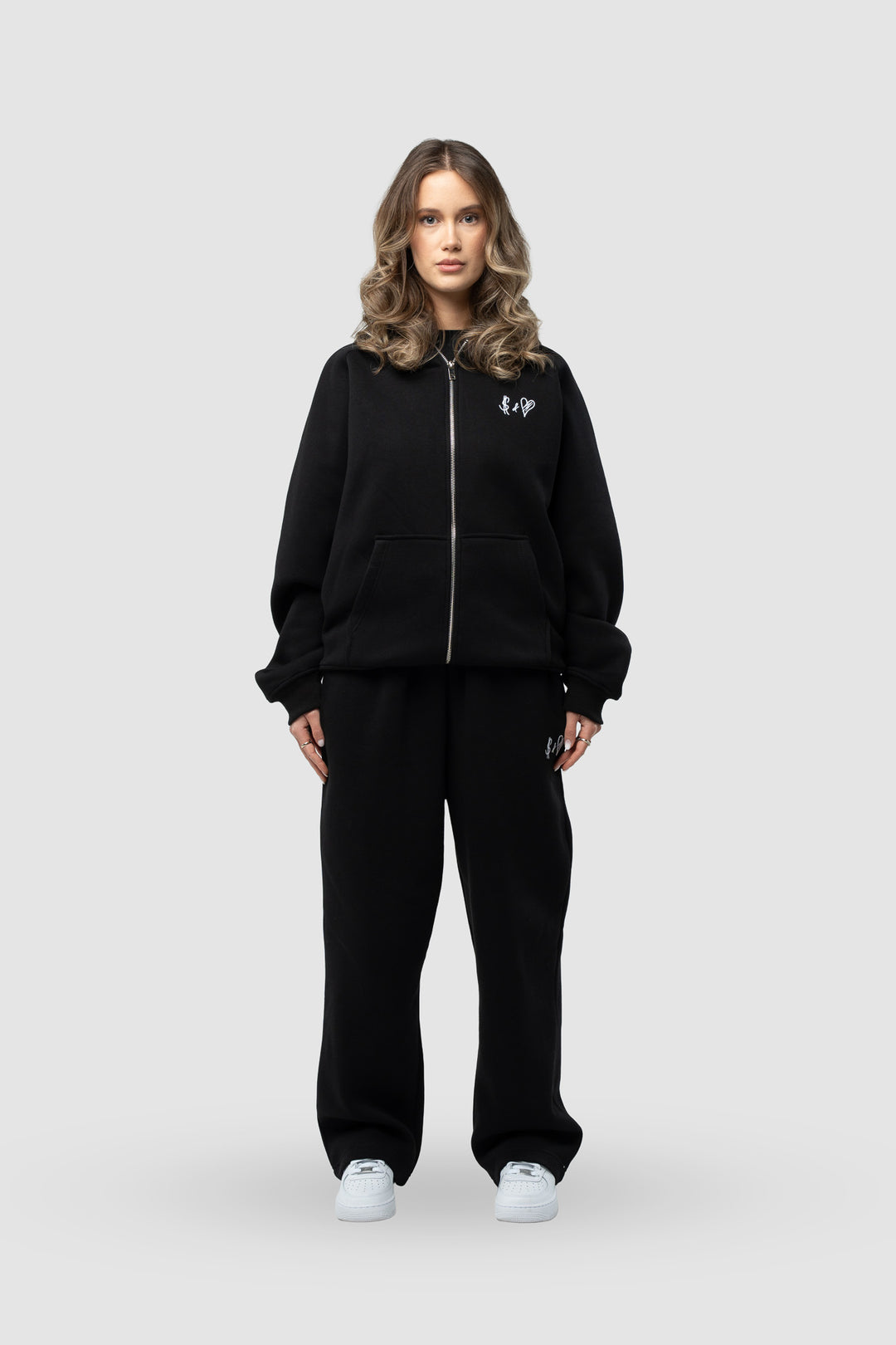 BASIC BLACK TRACKSUIT WITH ZIP-HOODIE