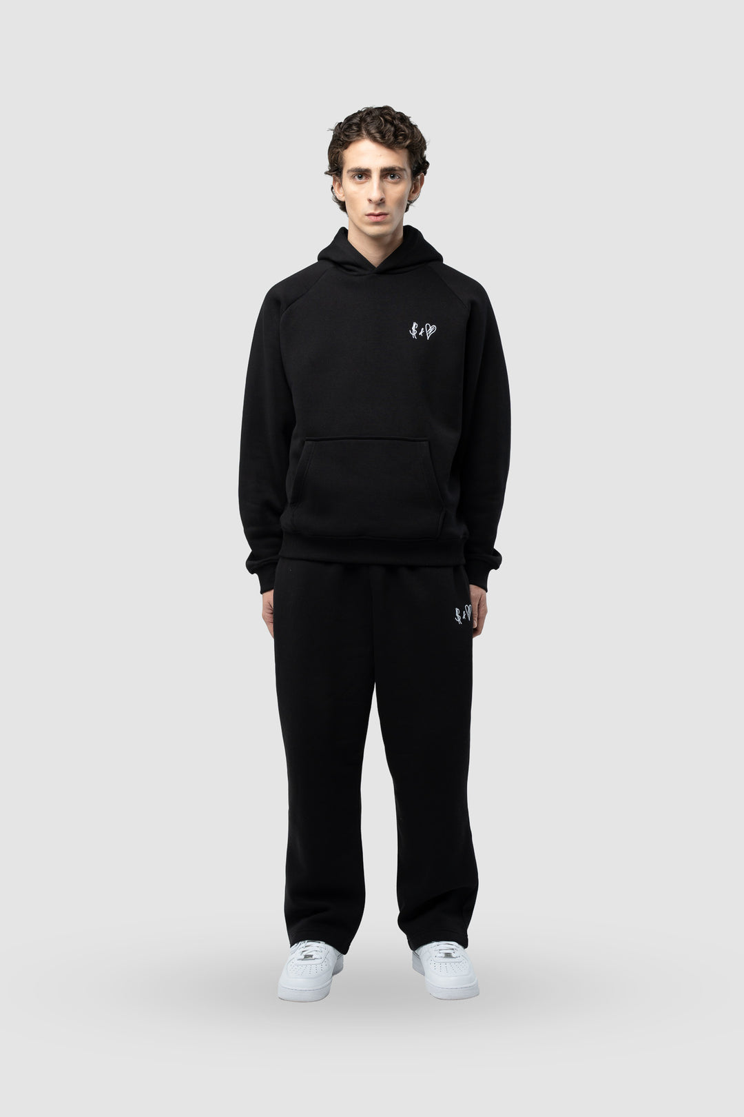 BASIC BLACK TRACKSUIT WITH HOODIE