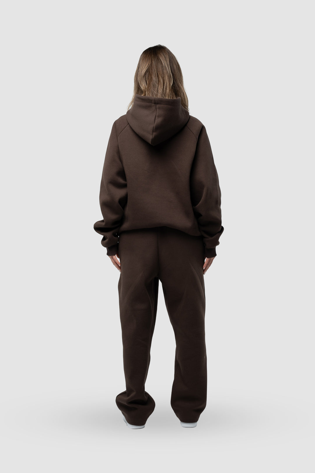 BASIC CHOCOLATE TRACKSUIT WITH HOODIE