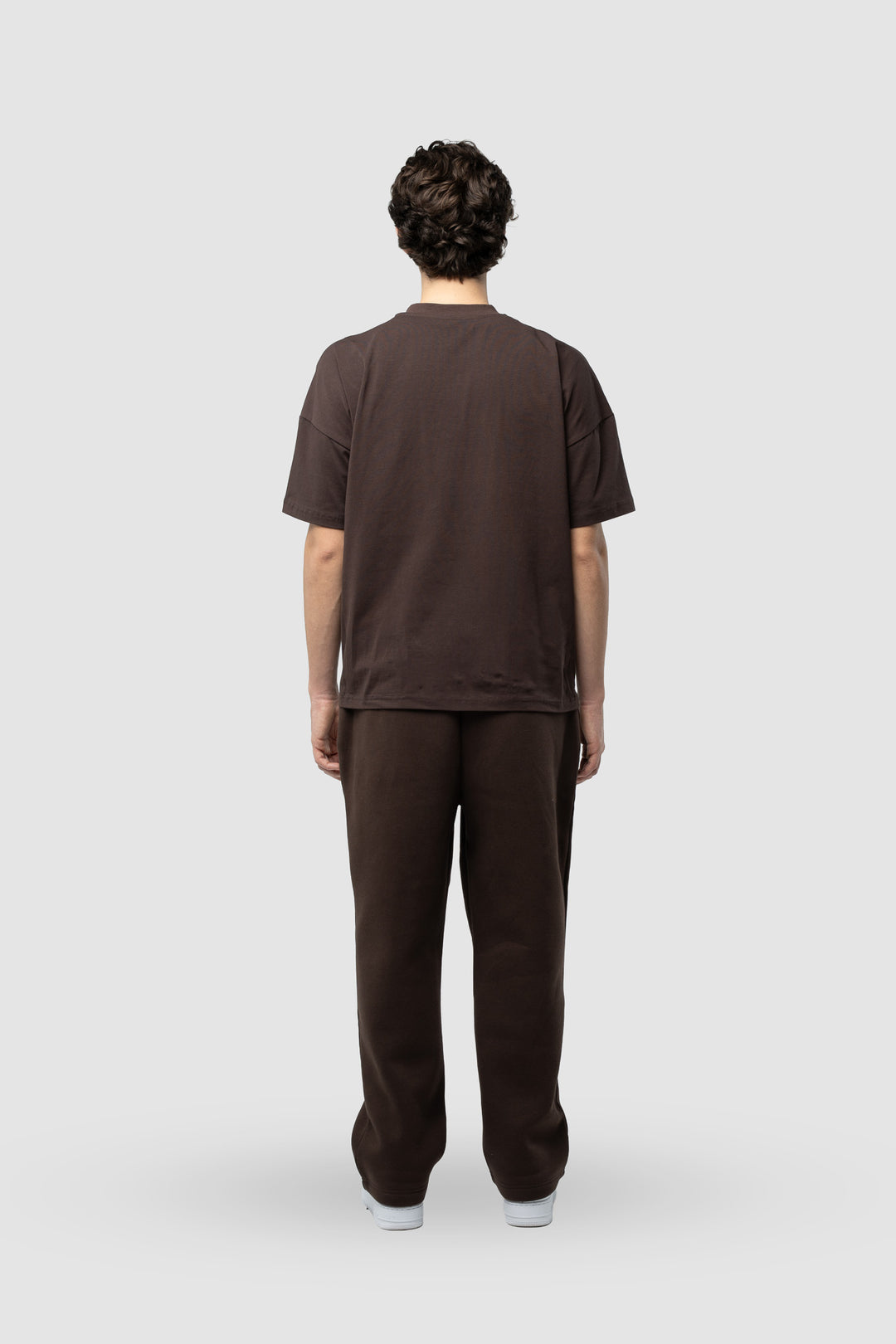 BASIC CHOCOLATE T-SHIRT