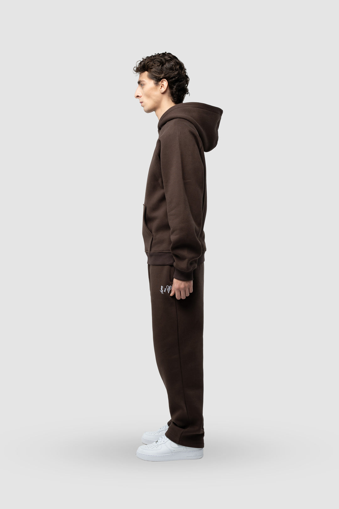 BASIC CHOCOLATE TRACKSUIT WITH HOODIE