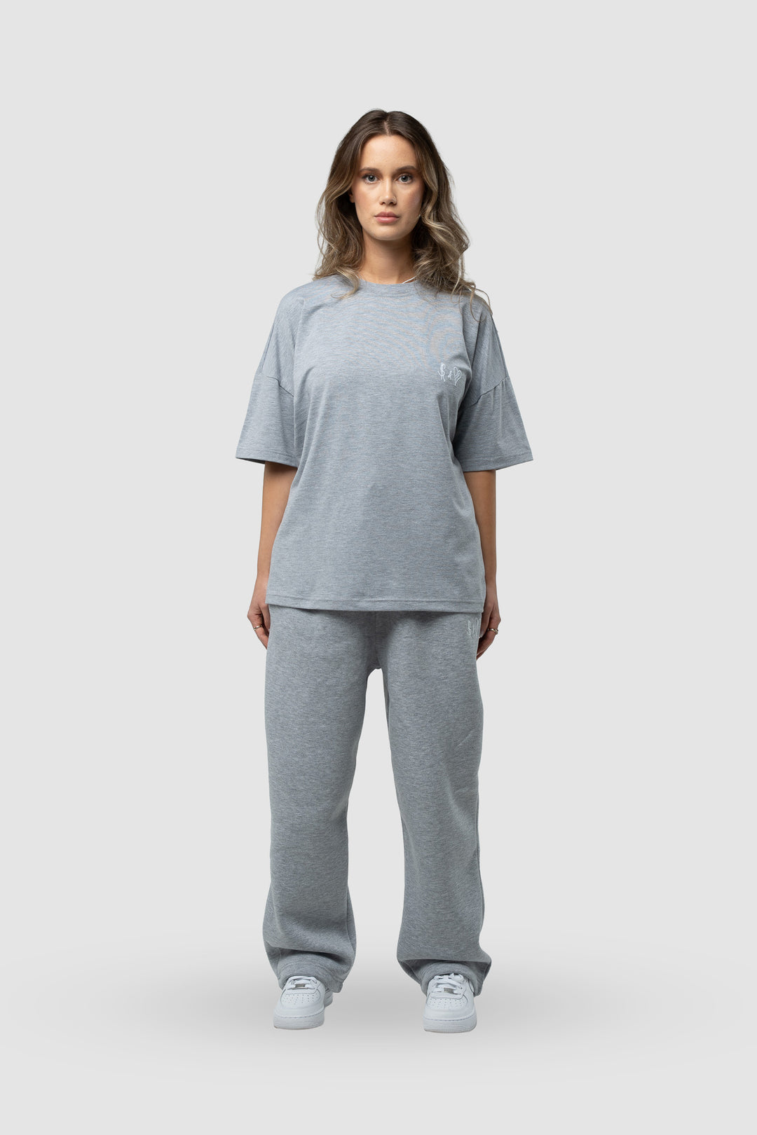 BASIC DARK GREY T-SHIRT