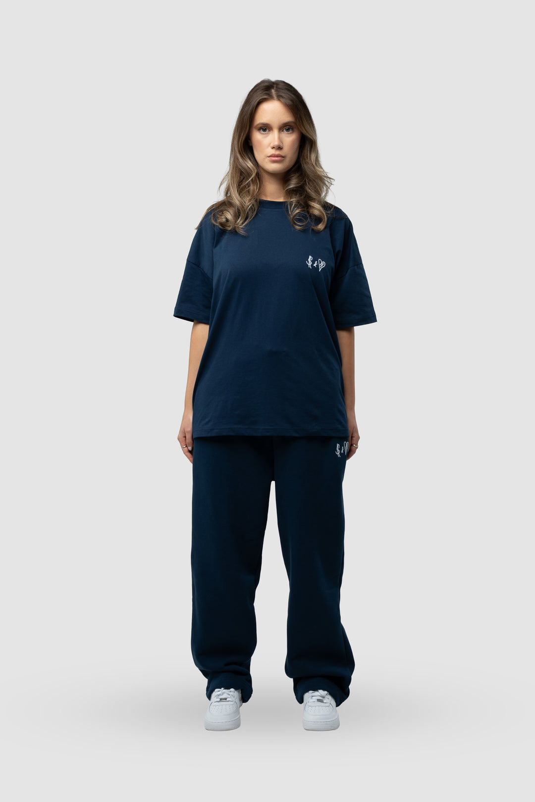 BASIC NAVY BLUE T-SHIRT