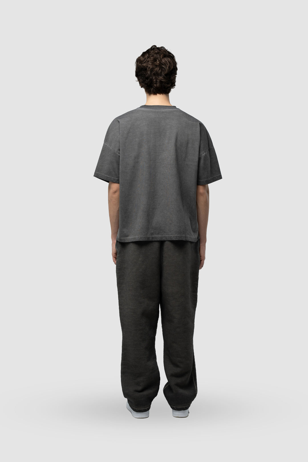 BASIC WASHED BLACK T-SHIRT