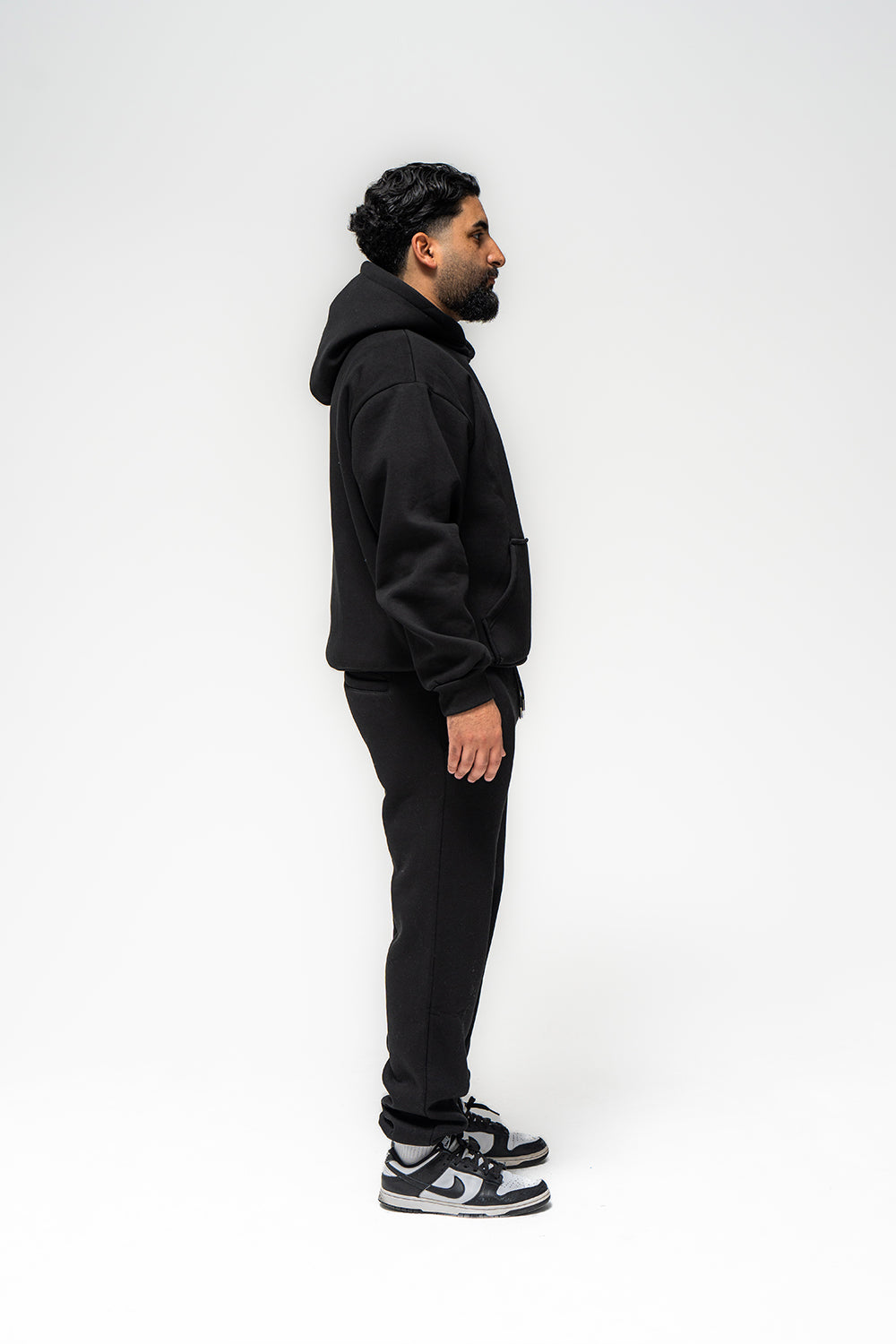 Basic Hoodie Black Logo