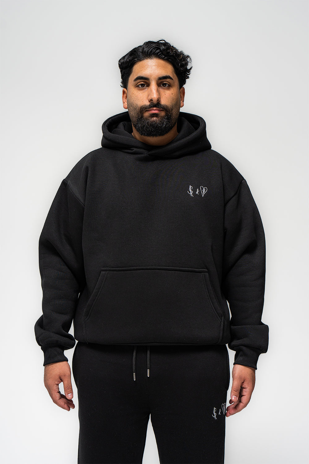 Basic Hoodie Black Logo