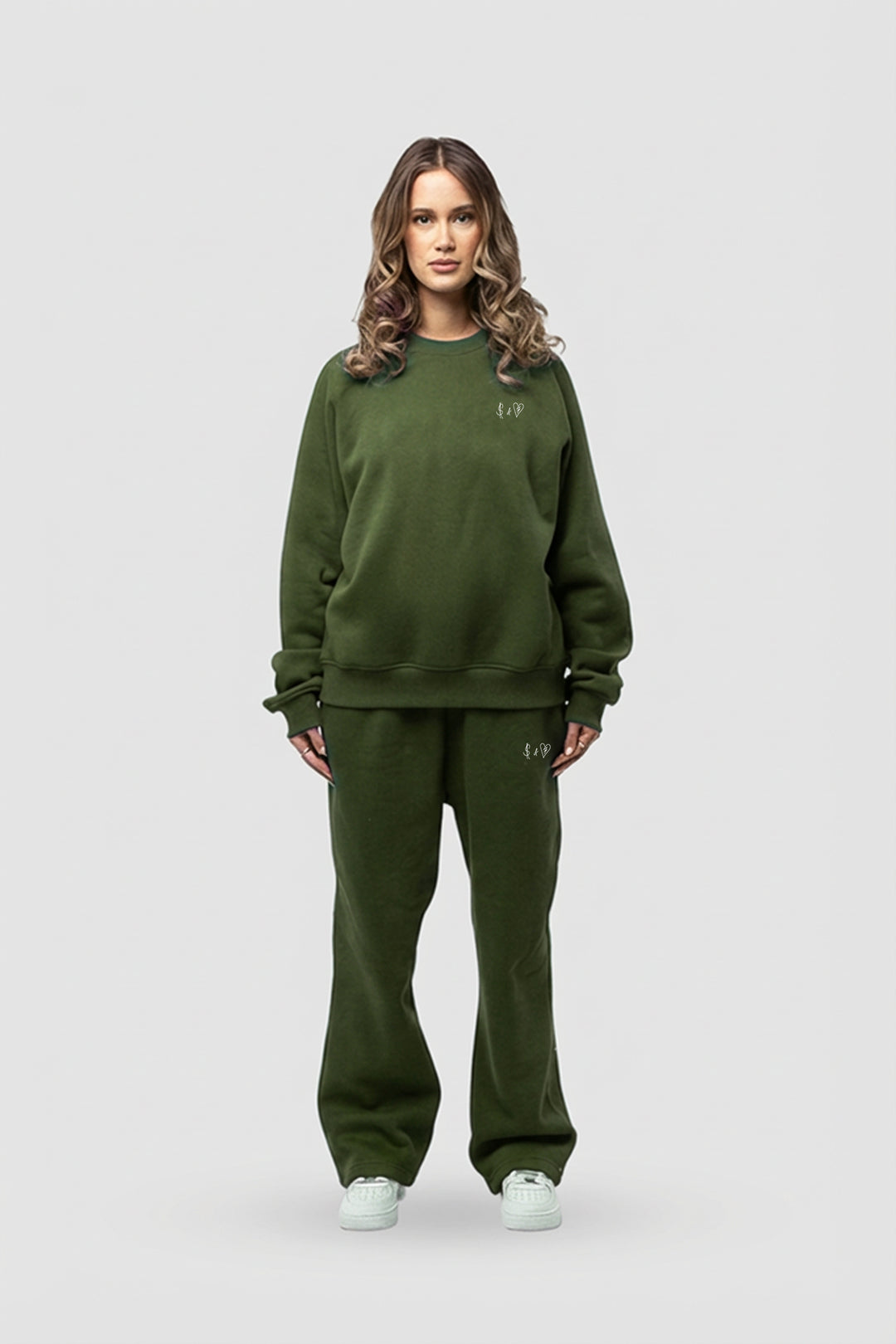 BASIC OLIVE GREEN SWEATER