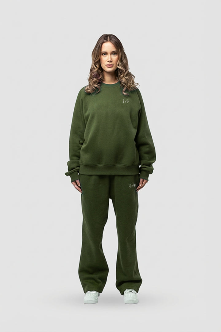 BASIC OLIVE GREEN SWEATER