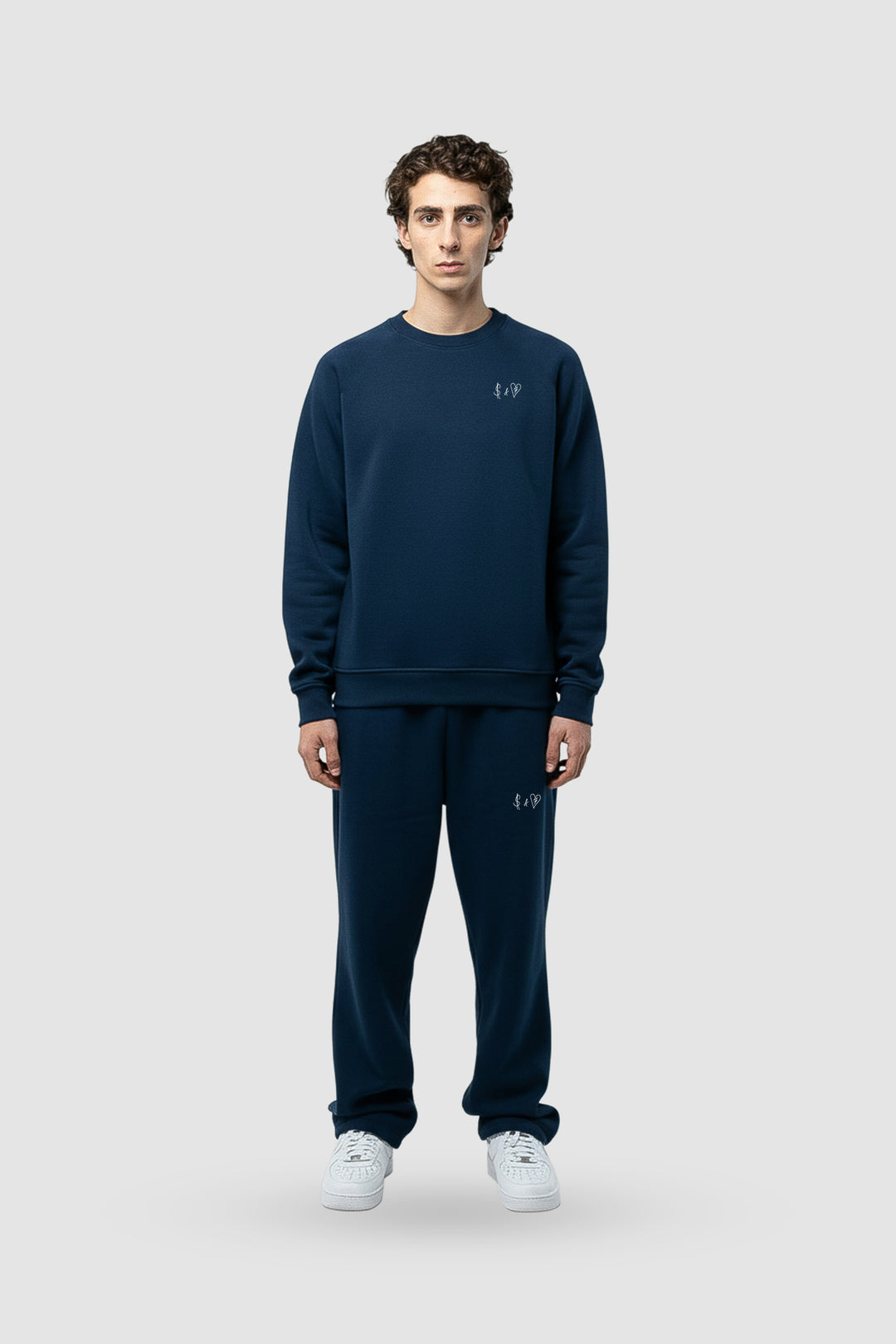 BASIC NAVY BLUE SWEATER