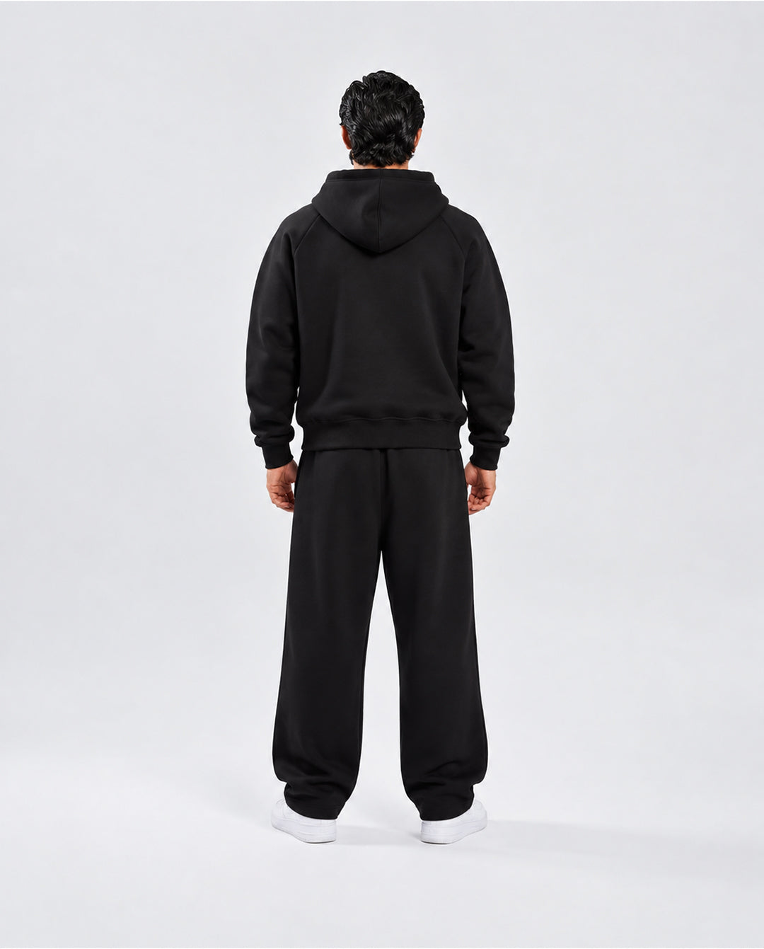 BASIC BLACK JOGGER